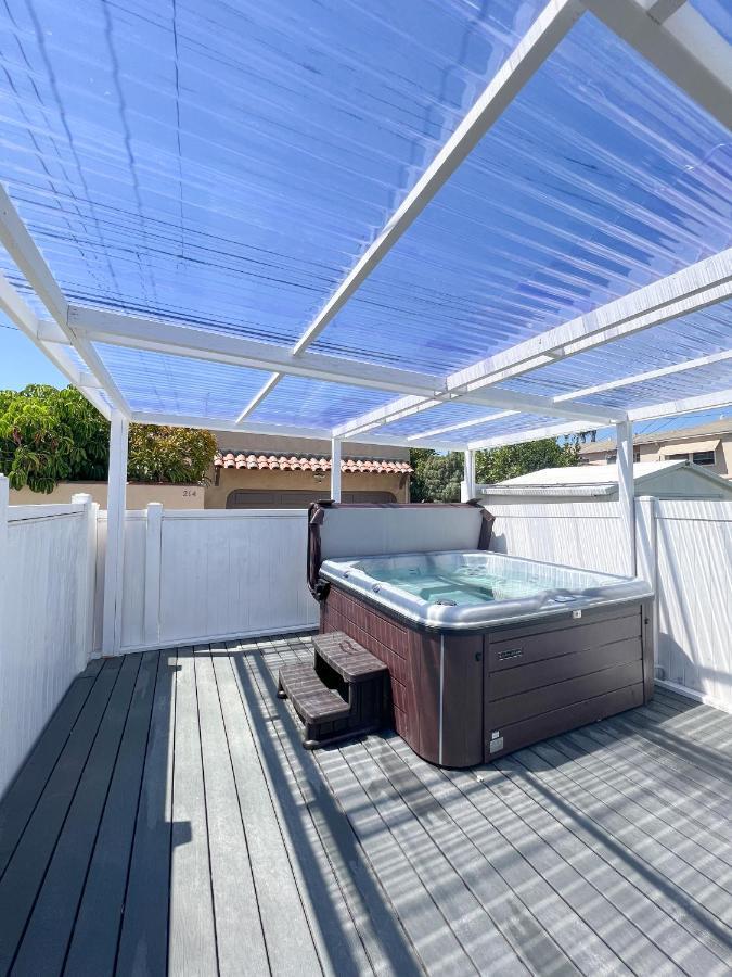 Luxury Villa With Hot Tub! Walk To Beach & Bars Long Beach Exterior photo