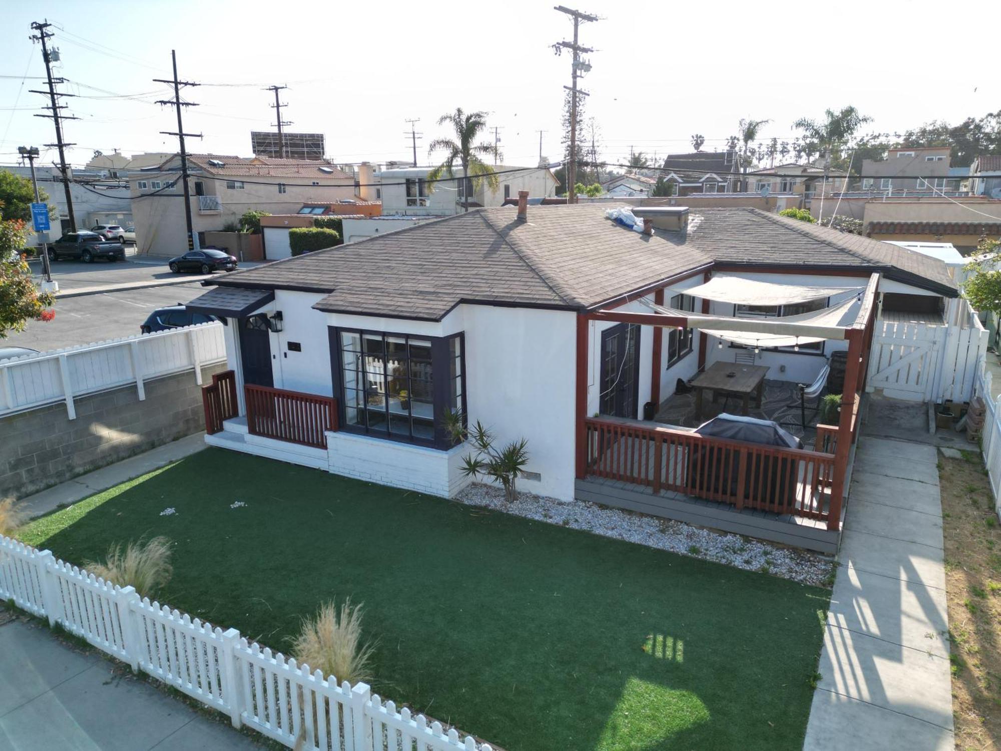 Luxury Villa With Hot Tub! Walk To Beach & Bars Long Beach Exterior photo